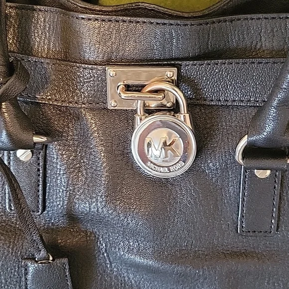 Micheal Kors Hamilton - Picture 5 of 12